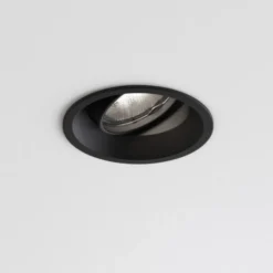 Astro Minima Round indbygningsspot, kipbar, GU10, mat sort