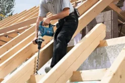Bosch borehammer til 230V
