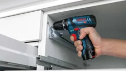 Bosch bore-skruemaskine GSR 12V-15 professional + 2 batterier