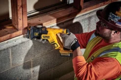 Dewalt 18V XR DCS367N-XJ bajonetsav, uden batteri