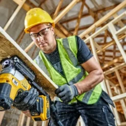 Dewalt 18V XR DCS335N-XJ stiksav, med stavhåndtag, uden batteri