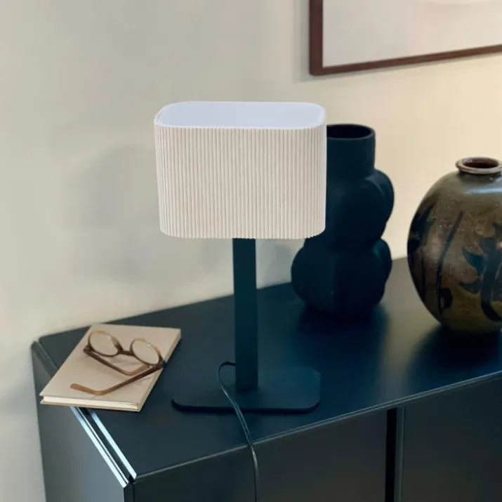 Dyberg Larsen Calix bordlampe