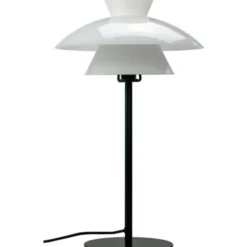 Dyberg Larsen Valby bordlampe