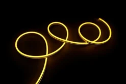 Eglo LED strip med farvet lys & mikrofon