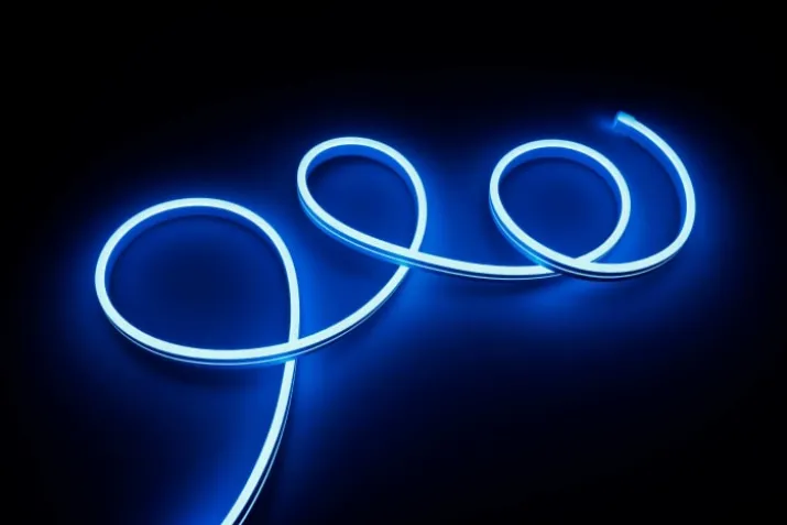 Eglo LED strip med farvet lys & mikrofon