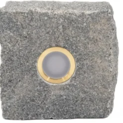 Light By Juhl chaussesten med Cosmos spot, 9x9 cm, messing