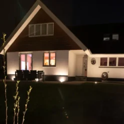 Light By Juul Holmegaardsten med Cosmos spot, antracit