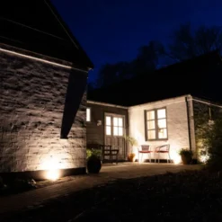 Light By Juul Holmegaardsten med Cosmos spot, grå