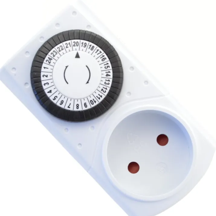 Mekanisk døgnur til stikkontakt, uden jord, hvid