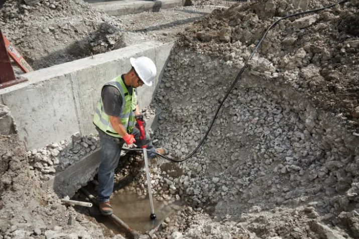 Milwaukee M12 BSWP-0 rørpumpe, u. batteri