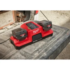 Milwaukee M18 DBSC lader