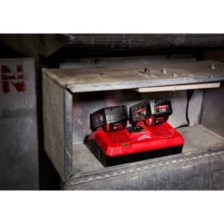 Milwaukee M18 DFC lader