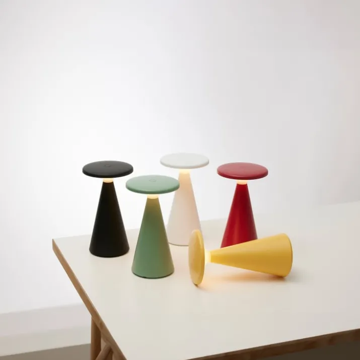 Nielsen Light Nyhavn genopladelig bordlampe, rød