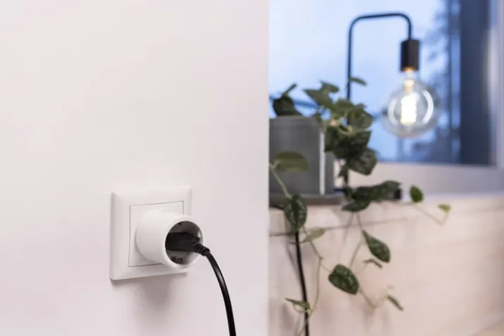 Osram Smart+ Wifi stikkontakt med energimåler