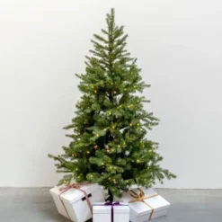 Sirius Eric kunstigt juletræ med lys, 150 cm
