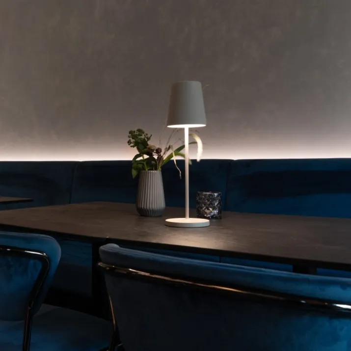 SLV Vinolina Two genopladelig bordlampe, hvid