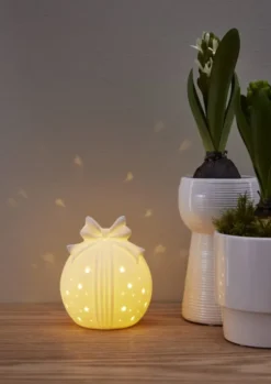 Star Trading Rozy julekugle med lys, 11 cm