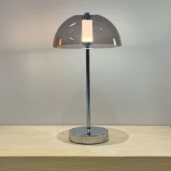 Veli Line Shade genopladelig bordlampe, røgfarvet
